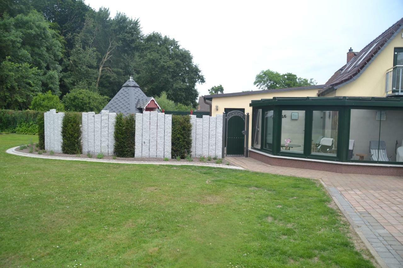 Ferienwohnung 1 bei Familie Saupe Schaprode Exterior foto